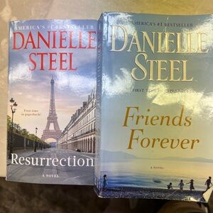 Danielle Steel Romantic Novels